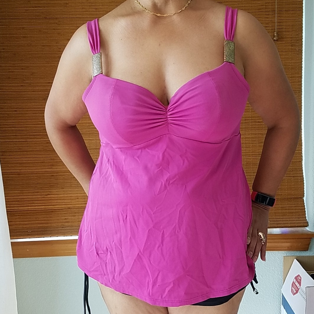 Underwire built in bra tankini top
